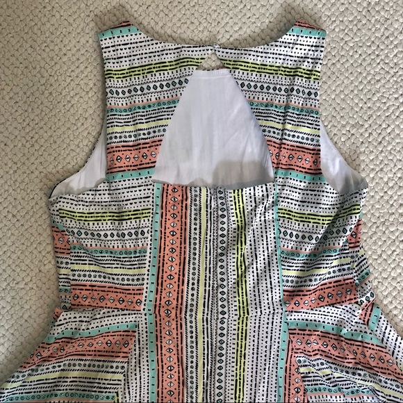 Torrid Insider | Mixed Border Print Dress | 12 - Picture 5 of 12